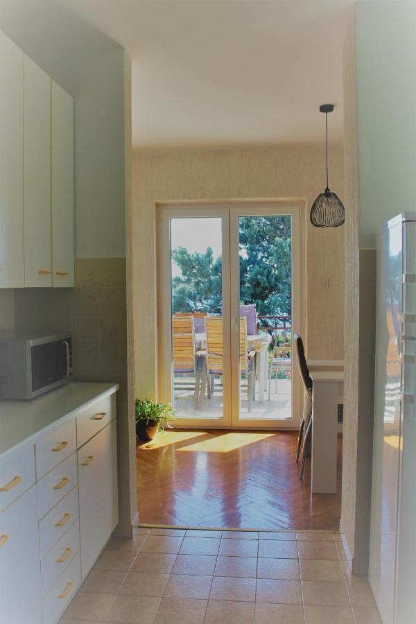 Apartmani Mia Jadranovo Esterno foto