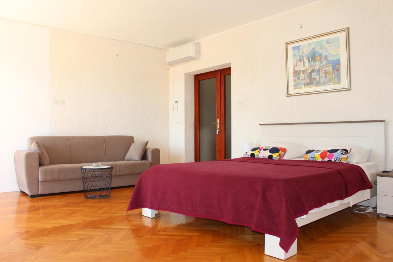 Apartmani Mia Jadranovo Esterno foto